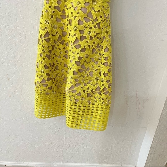 Lovers and Friends Above Knee Bellini Neon Yellow Lace Eyelet Small - Picture 6 of 14